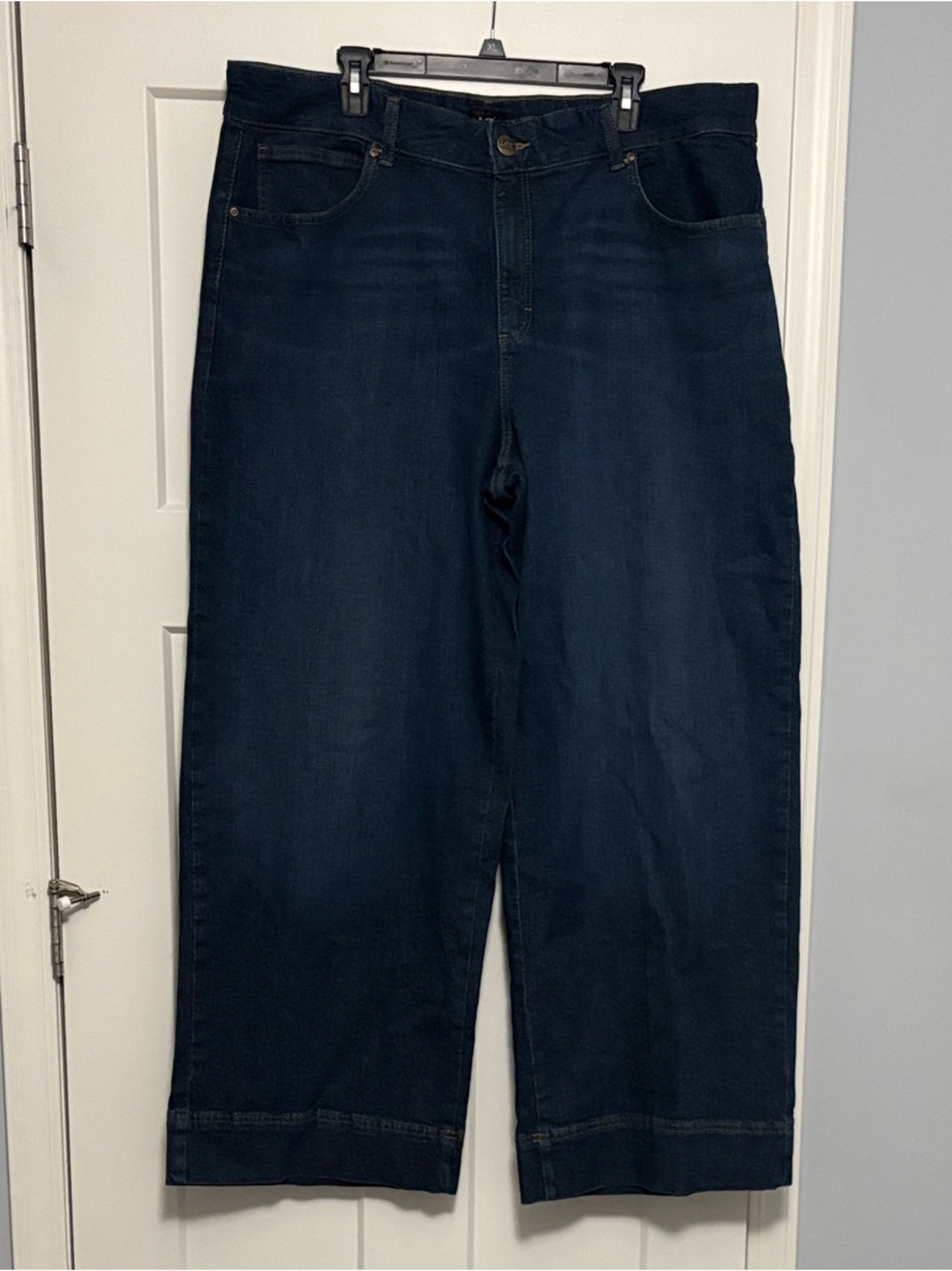 Lee women’s dark wash jeans